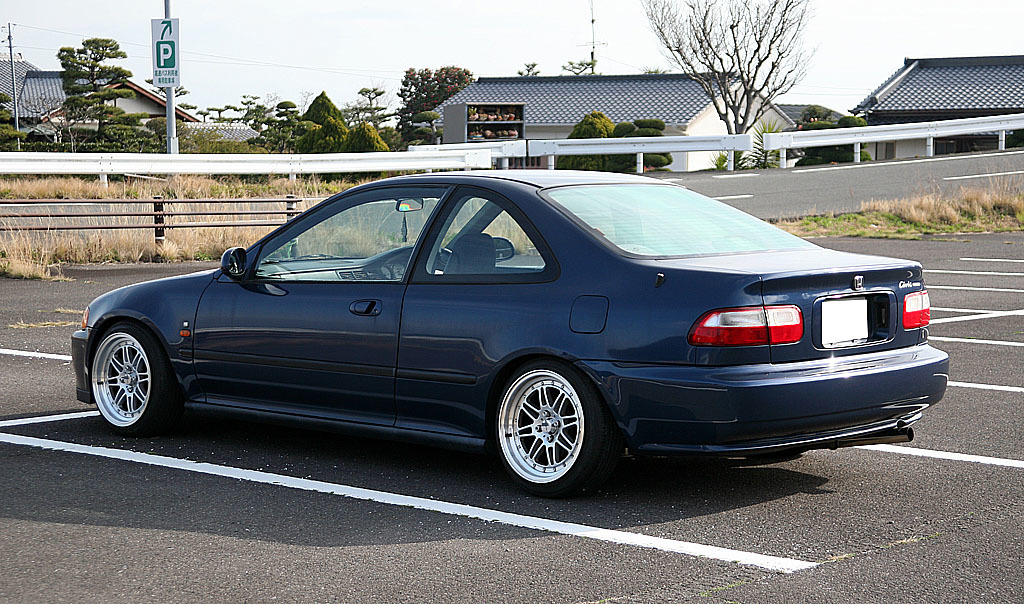 trade3072's tweet photo. #シビック クーペ #ヤフオク 出品中です🚙💨インテグラ（タイプR）のエンジン、シビック（タイプR）のミッションに載せ替えています。ローダウンして見た目も申し分無し！外装、内装とも綺麗です✨

https://t.co/evUEMaiQSI

#自動車 #車 #中古車 #旧車 #車売却 #車好きと繋がりたい #シビッククーペ https://t.co/WQOB30MhB1