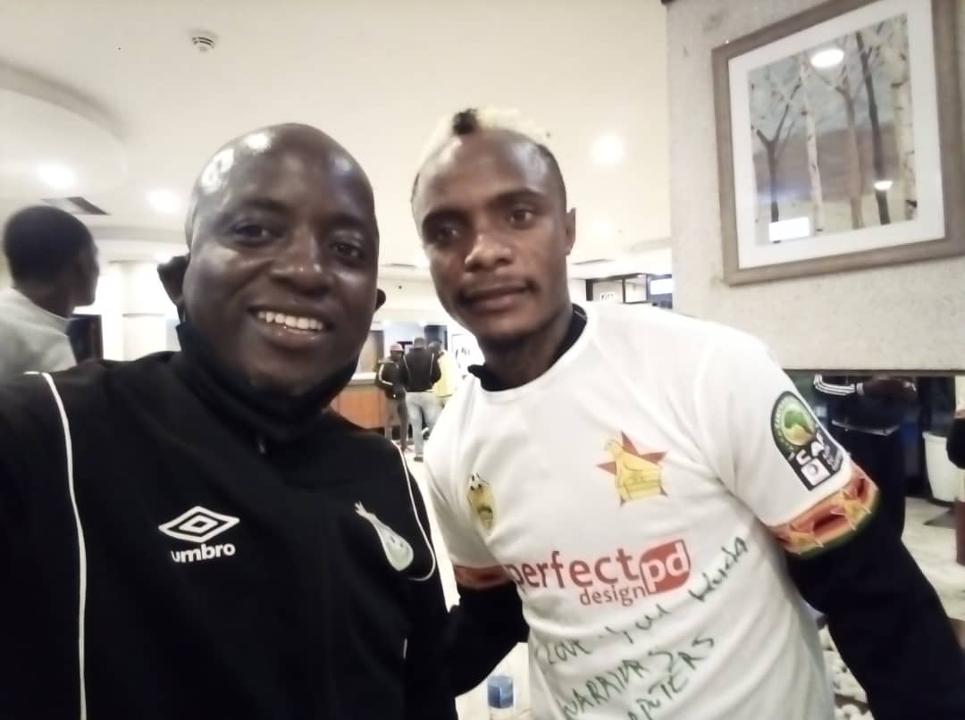 PerfectdesignZW's tweet photo. Besides the loss the official #Warriors supporters kept the spirit high for the team.

Ndidzo shamwari dzerwendo idzi all the way to Cameroon.
 
AFCON 2020 is gonna be lit🔥🔥🔥

#Afcon2022 
#MarkofaPerfectDesign
#GoWarriors
#PerfectDesign https://t.co/1M4wRXjO4M