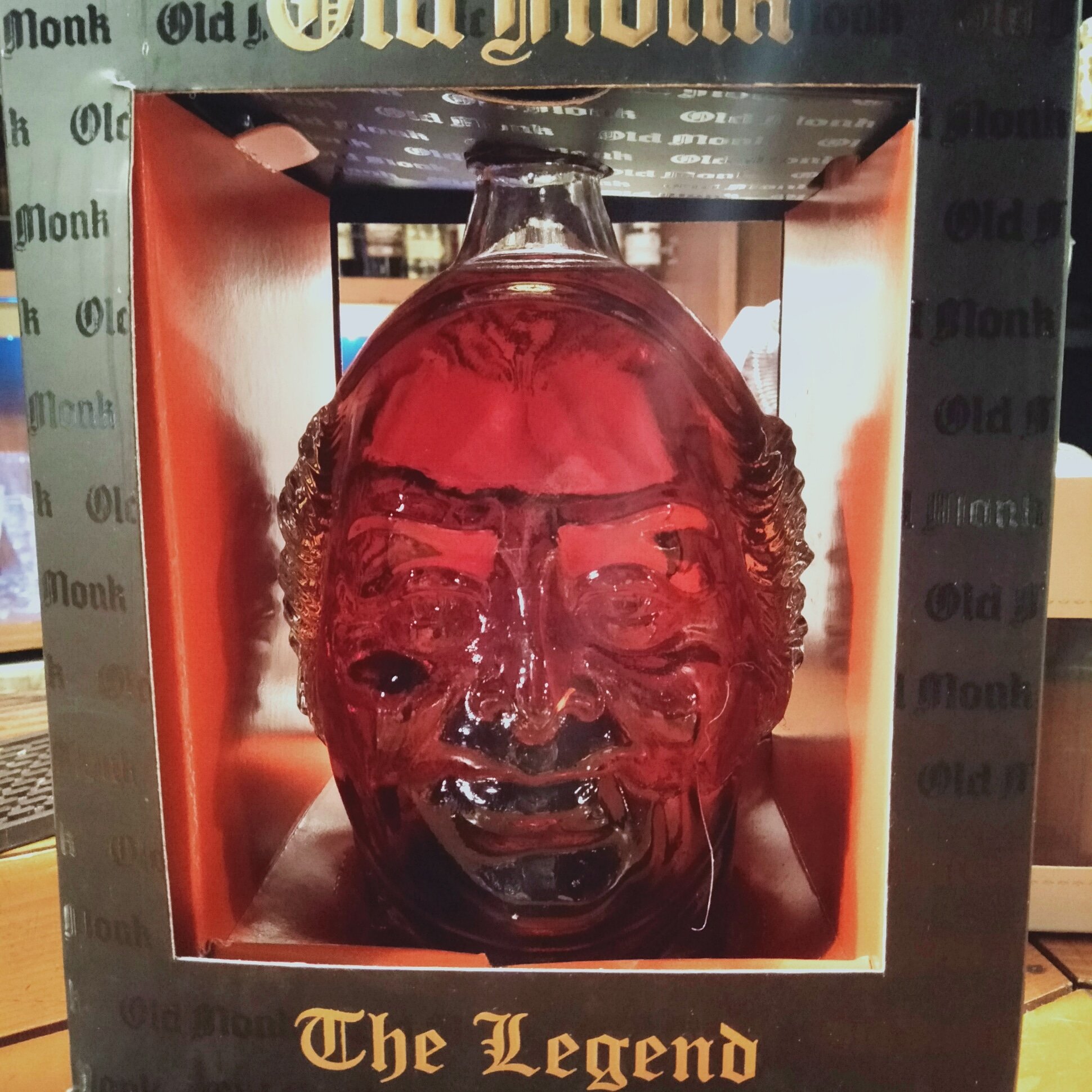 オンライン限定商品 新品未開封 Old Monk The Legend Rum 750ml i9tmg