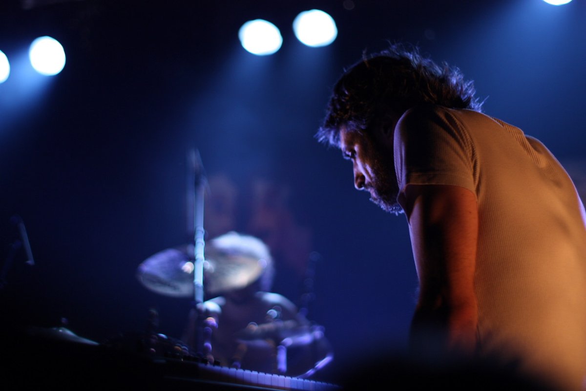 Metalorgie's tweet photo. #JeudiPhoto On se rappelle au bon vieux temps avec @MOPAofficial, quand Metalorgie organisait le #MetalorgieFest 2009 au BaraKaSon (@La_Soufflerie) avec aussi Baroness, Dirge, General Lee, Goudron, In Vain et Watertank ! Qui y était ?

➡️ https://t.co/gn4UhkRn8A

 📸 Bacteries https://t.co/IB6fqUhzCb