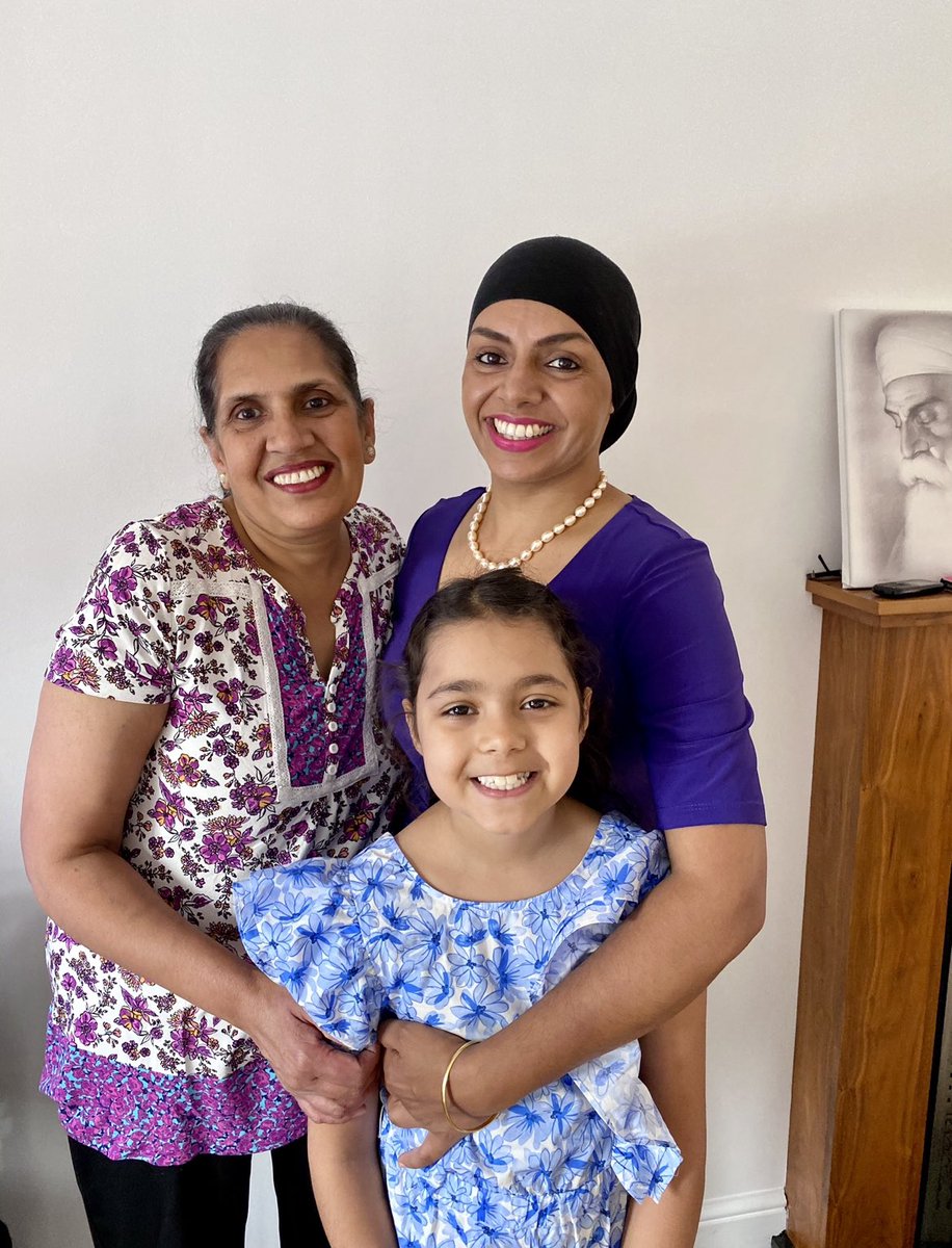 A_W_M_B's tweet photo. I was 19 when my mum turned 40! I find that mind boggling...I thought 40 was SO old 😂😂😂😂😂

She was 60 last year...I’m 40 next month.

My daughter is going to be 10 this year.

A blessing to be able to celebrate these milestones...💕✨🙏🏽 https://t.co/RzoHxg5vJH