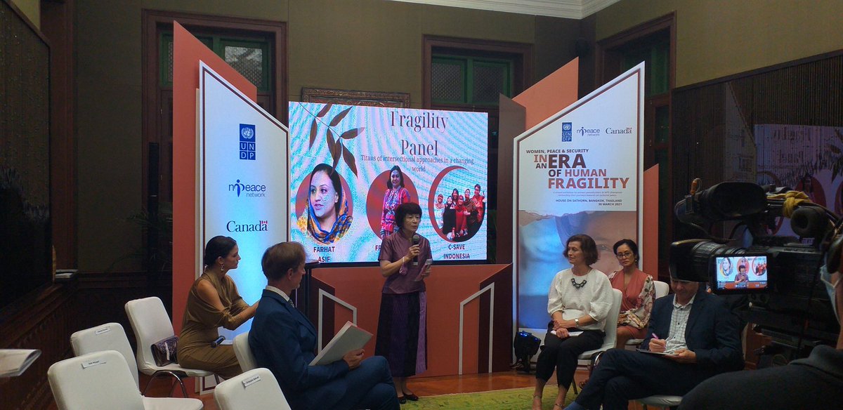 MarteHellema's tweet photo. In the last session we will be hearing from #womenpeacebuilders who have been going beyond the traditional #WomenPeaceandSecurity agenda &amp; the intersectional nature of #WPS, explains @kohmiyaoi #Npeace awards https://t.co/fQs5uJrWe3