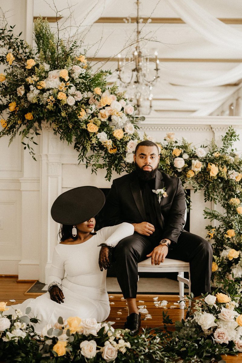 leanwhitit_'s tweet photo. 1940’s inspired wedding shoot
Venue | @hotelconcord
Makeup  | @vogabeauty
Florist  | @weddingswithbarbara
Gown  | @savvybrideboutique
Calligraphy | @delightedcalligraphy
Earrings!| @aliviahandmade
Chairs | @cookerentals
Hat | Etsy | @shop.jvaccessories
Photographer: @avonnephoto https://t.co/o99H51105L