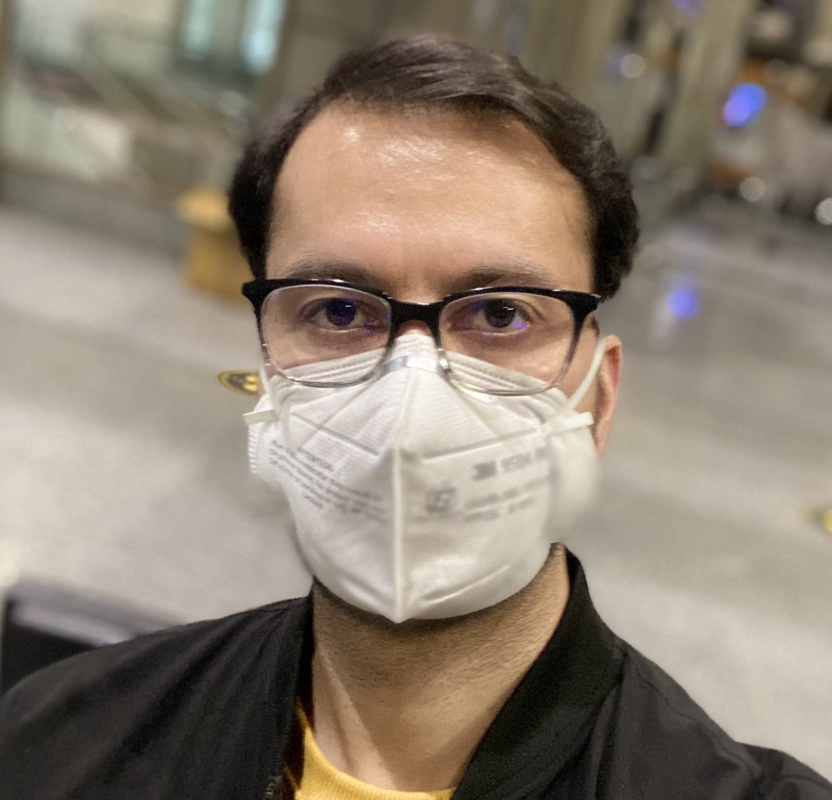 DrKaloo's tweet photo. Strange but good.
Since yesterday Face id on my phone has started recognising me even wearing a mask! 😷
Now, I don’t have to pull down my mask for id. 😊
I wonder if it is a software update or a bug! But this is good. 🥰
#Face_id #Mask @AppleSupport #ios14 https://t.co/Hfs5KNz00c