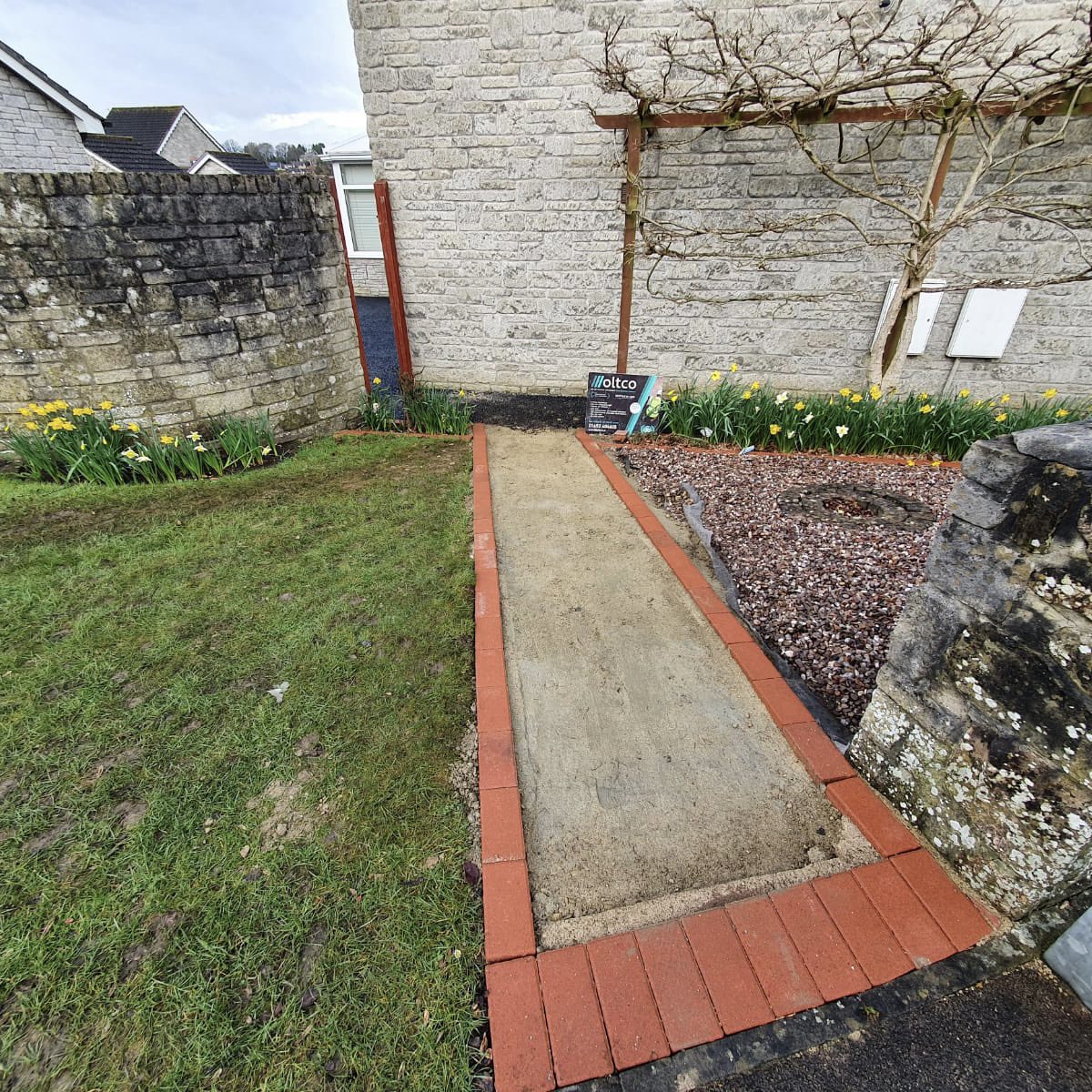 MAGAMemescoin's tweet photo. π GREAT IN GRANITE π
Β
We LOVE a #gardenmakeover and this is one is up there with the best! π₯
This #patio and #pathwaytransformation is showing us exactly why we love a #resinbound transformation, and what a difference it has made! π https://t.co/I2Cq7YJbZA