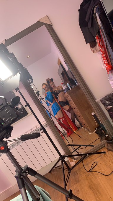 Some BTS with my lovely friend @ThelittleLanta we got up to some right naughty things for our content<a class="tags" href="/tag/thelittlelanta">@thelittlelanta</a>