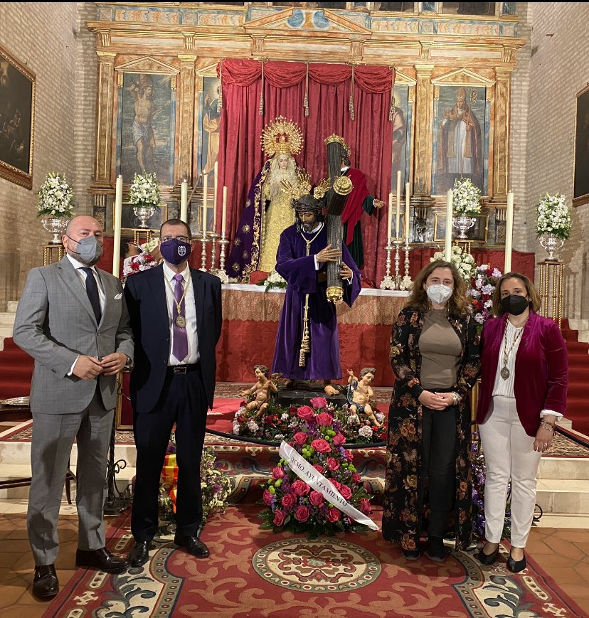 pepovazgon's tweet photo. Hoy Martes Santo, hemos querido acompañar a la Hermandad de los Blancos, en un día muy señalado.
Felicidades a la Hermandad y todo nuestro abrazo a sus hermanas y hermanos.
#Salteras https://t.co/H0apHGo7Gn