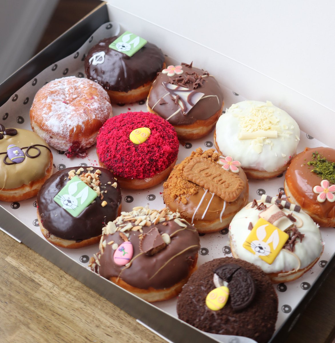 Our Easter Box of 12 is now customisable!🐰
Preorders ✨ therollingdonut.ie/product/easter…
Collection &amp; Delivery 🚚 
.
.
.
#donuts #donut #food #chocolate #easter #gift #giftideas #wfh #weekend #supportlocal
