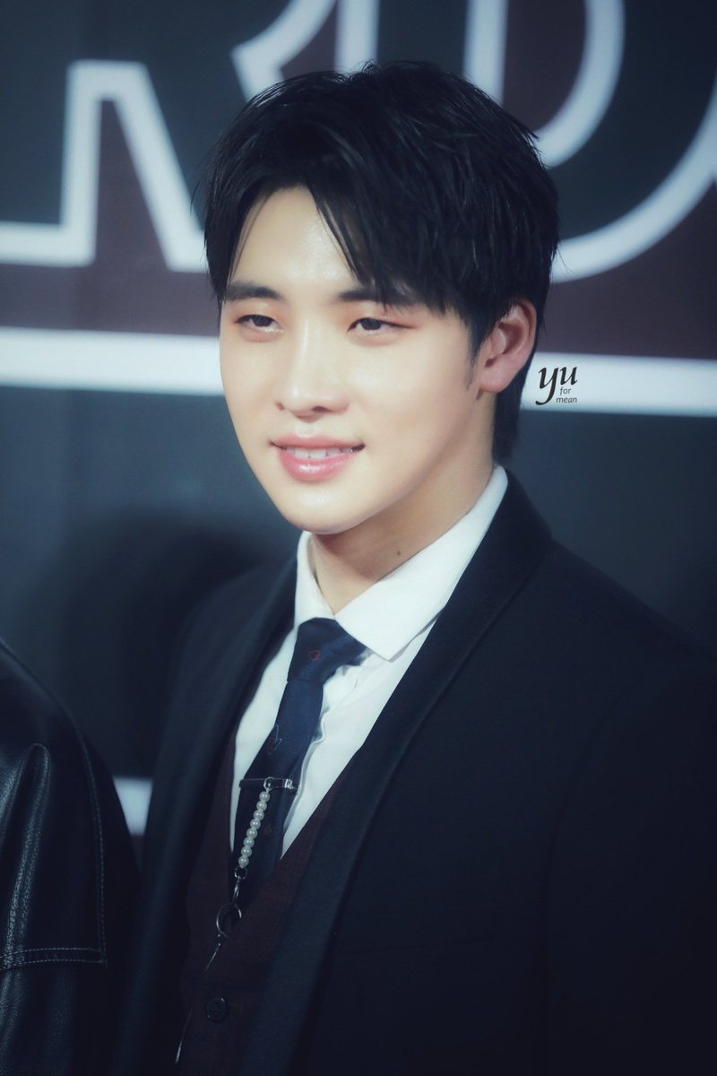 YU_formean's tweet photo. 210330
落日过后，是星河璀璨
#MeanPhiravich
#คมชัดลึกอวอร์ดครั้งที่17
#m34nismind https://t.co/u1PFNZ0KRJ