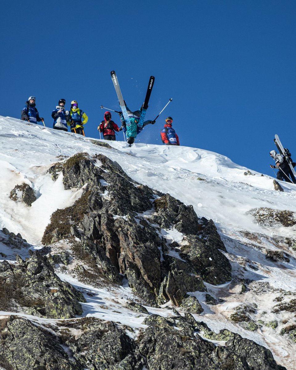 Hedvig Wessel set the tone for the day at <a href="/OrdinoArcalis/">Ordino Arcalís</a> launching an outrageous backie! Ross Tester's reaction is priceless 😮 #FWT21