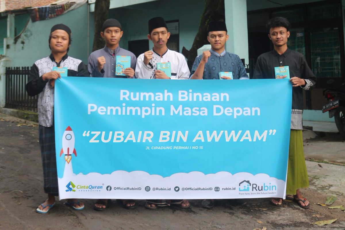 affan_alamsyah's tweet photo. Target Ramdhan 2021 Bismillah :
1. Sholat tahajud jangan sampe lupa
2. Khatam Al Qur'an 1 kali
3. Bukber sama Rubin lain
4. Dhuha tidak di lupakan 
5. Yuh semangatttttttttttttttt yang baca ini hehe 
#TargetRamadhan #GenerasiEmasNegeri 
#TargetRamadhan #GenerasiEmasNegeri https://t.co/vREkyS40yc