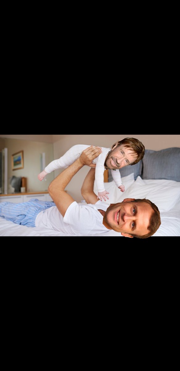 280R280F's tweet photo. Emmanuel Macron et Chuck Norris tel père tel fils https://t.co/zkw8oX0ilU