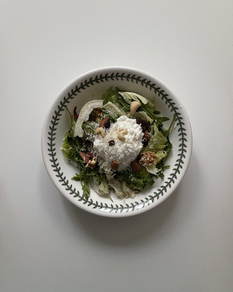 _souslamer's tweet photo. 맛있는 샐러드🥗 https://t.co/vaKFE6fQoe