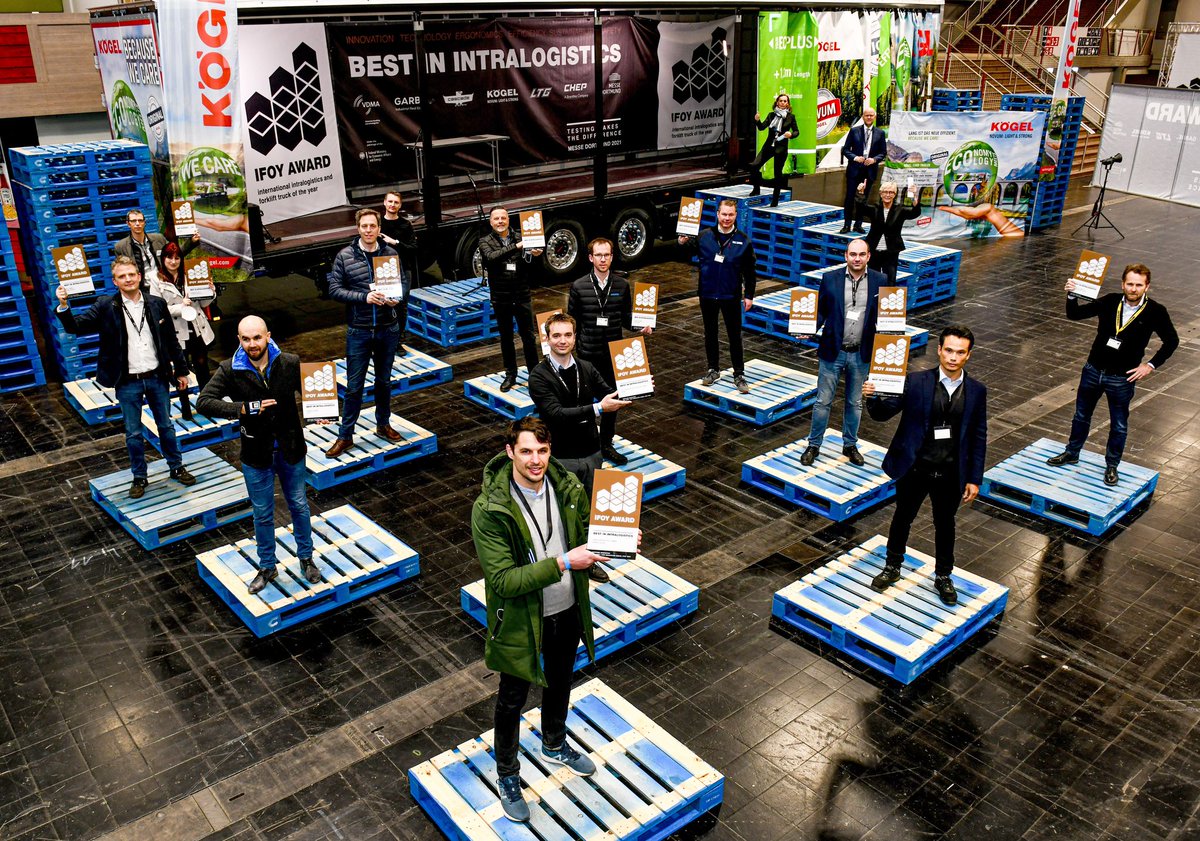 HaiRobotics's tweet photo. We're proud to receive two @IFOY_AWARD 2021 "Best in Intralogistics" certificates!
https://t.co/yPy88h17XP
#ifoy #ifoyaward #hairobotics #haipick #acr #warehouse #robot #automation #supplychain #amr #robots #warehouseautomation #intralogistics #innovation #haipick #ecommerce https://t.co/6YhammCHEL
