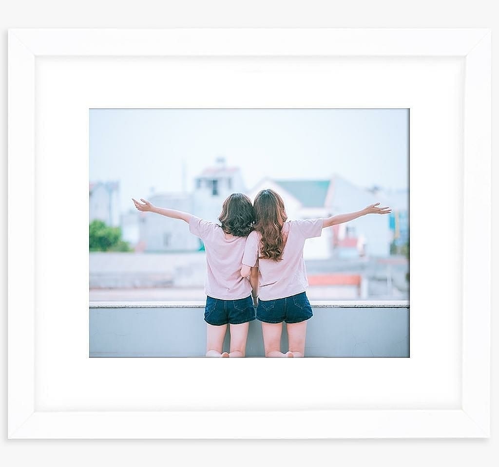 Memorywall_us's tweet photo. We may be weird together but our friendship is the purest! Frame the best times with your pal with our white border frame.

#photoframes #frames #giftideas #homedecor #photography #giftsforhim #gifts #photoframe #giftsforher #handmade #art #handmadegifts #customisedgifts #frame https://t.co/nkvqa8vkUF