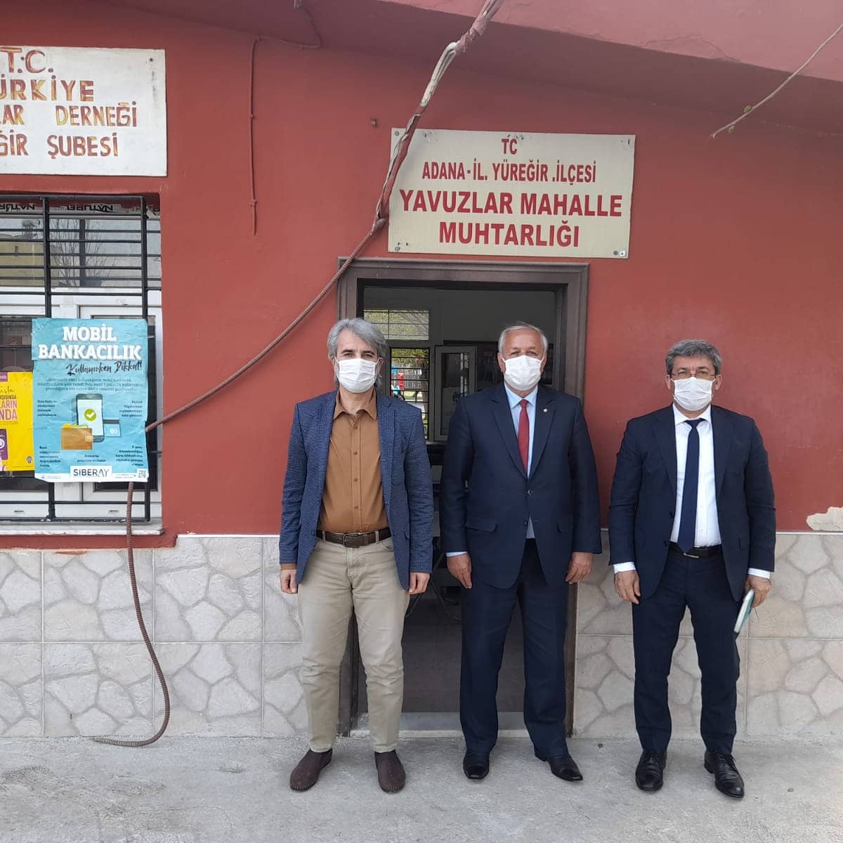 Belediye Başkan Yardımcımız Sayın Mehmet Gildir ile birlikte Yavuzlar ve Köprülü Mahalle Muhtarlarımızı ziyaret ederek, istişarelerde bulunduk. Yavuzlar Mahallesi Muhtarı Sn Yaşar Uzun ve Köprülü Mahalle Muhtarı Sn Cihat Temel'e misafirperverliği için teşekkür ederiz.