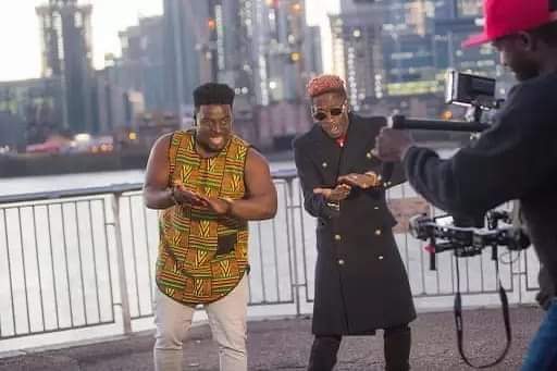 NEW ⬇

Kumi Guitar  x SHATTA WALE 👑

TODAY 🚨

“Kro Kro me” by @kumiguitargh ft. @shattawalenima 

⏰ 5pm 

#zylofontv 
#zylofonmedia 
#zylofonmusic

#SmLiberia #SMRecords #SM #1Don #BlowUp #GOGALBUM #Sm2DaWorld #Lib2DaWorld