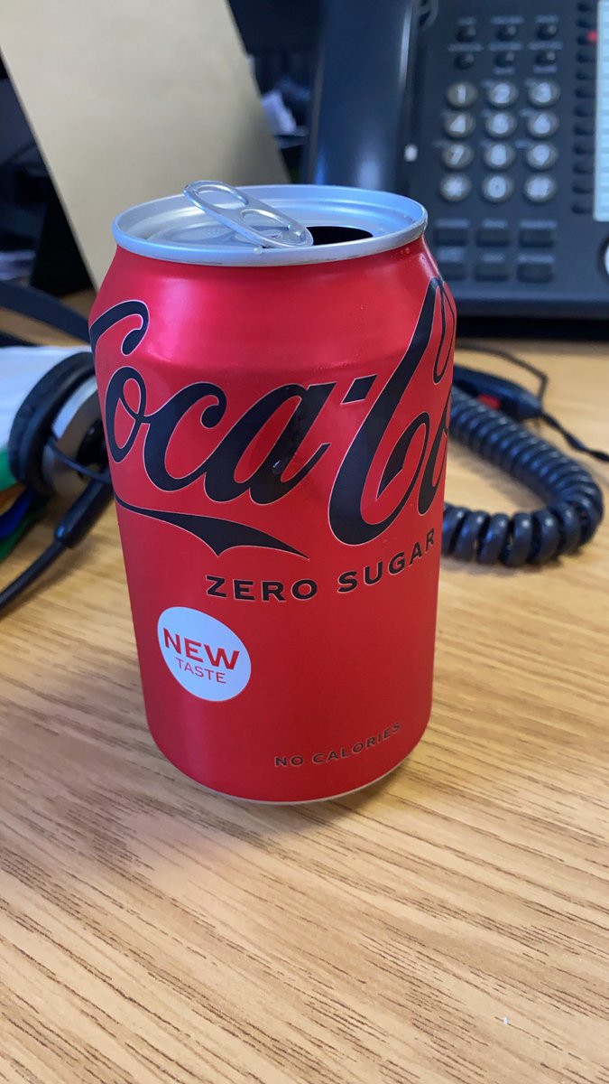 Vix_2905 tweet media