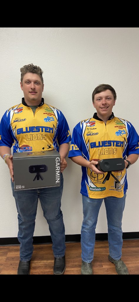 BluestemLions's tweet photo. The Bluestem High School Trap Team would like to extend their thanks to the Augur family for their generous donation.  Yesterday the team  received a Garmin trap trainer. The trap trainer will be used to assist the kids in improving their trap shooting skills. https://t.co/cNxzqewFxv