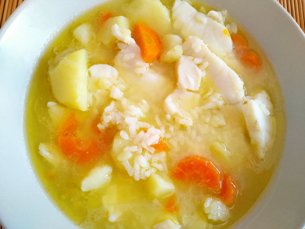 MicocinaCR's tweet photo. Hay #recetastradicionales que alimentan el alma y el espíritu #emblanco #sopas #emblancodepescado #cocinatradicional #micocinacarmenrosa #gastronomiamalagueña https://t.co/VnkJg5T00o