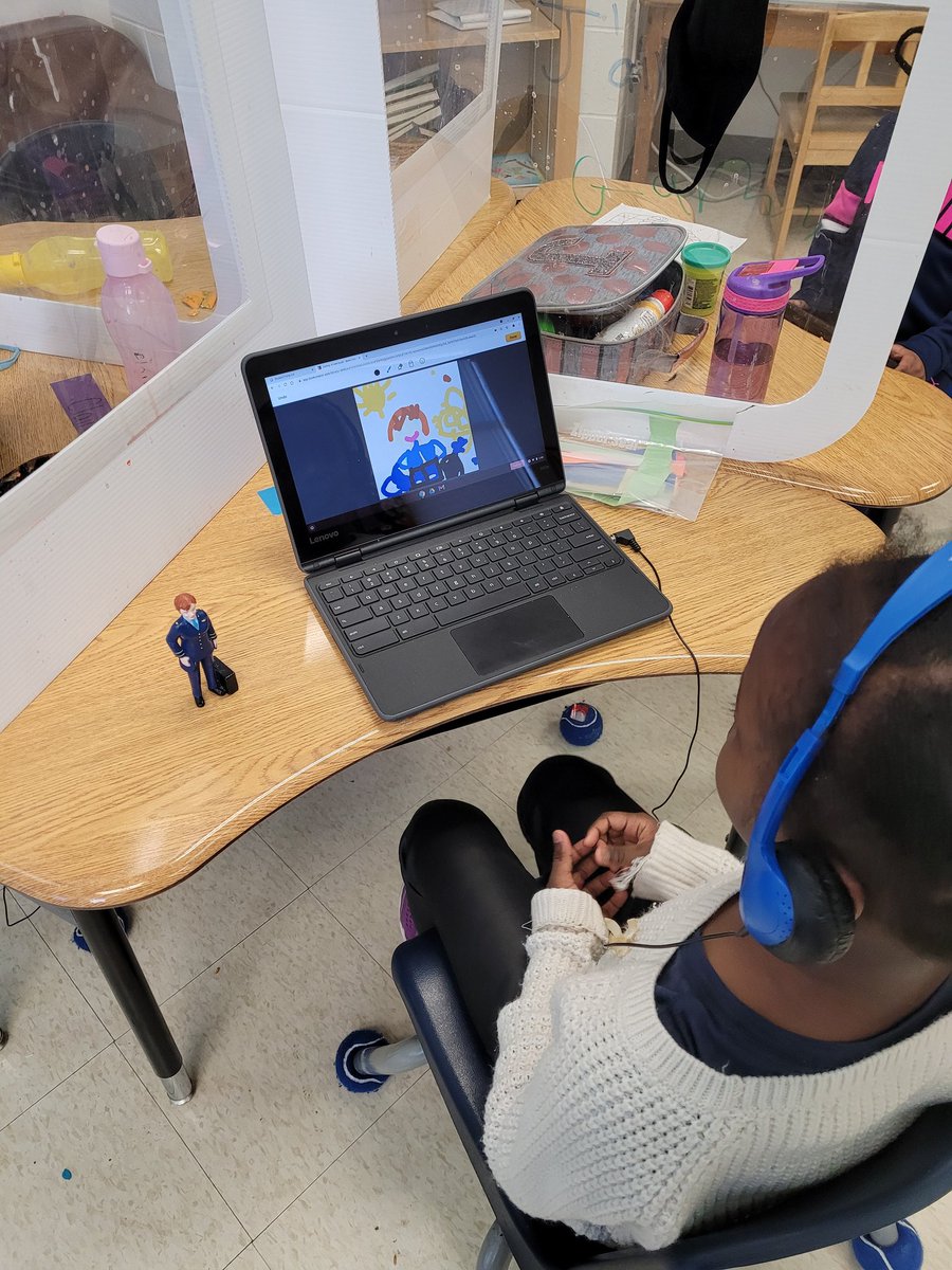 MrsMcKenneyOCSB's tweet photo. I introduced a few Kindergartens to @BookCreatorApp and they were so excited to make their own books! 

We have some great authors in our classroom! One student is writing about "the pilot that wanted to fly a plane" &amp; another is making a book about watermelons. #ocsbkindergarten https://t.co/AkmX7sSoAO