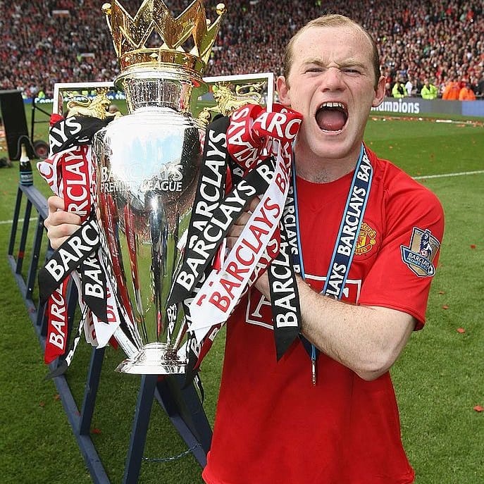 You fit Build statue for Aguero, no wahala but no compare am with Wayne Rooney or i fit vex forget slap for your face.