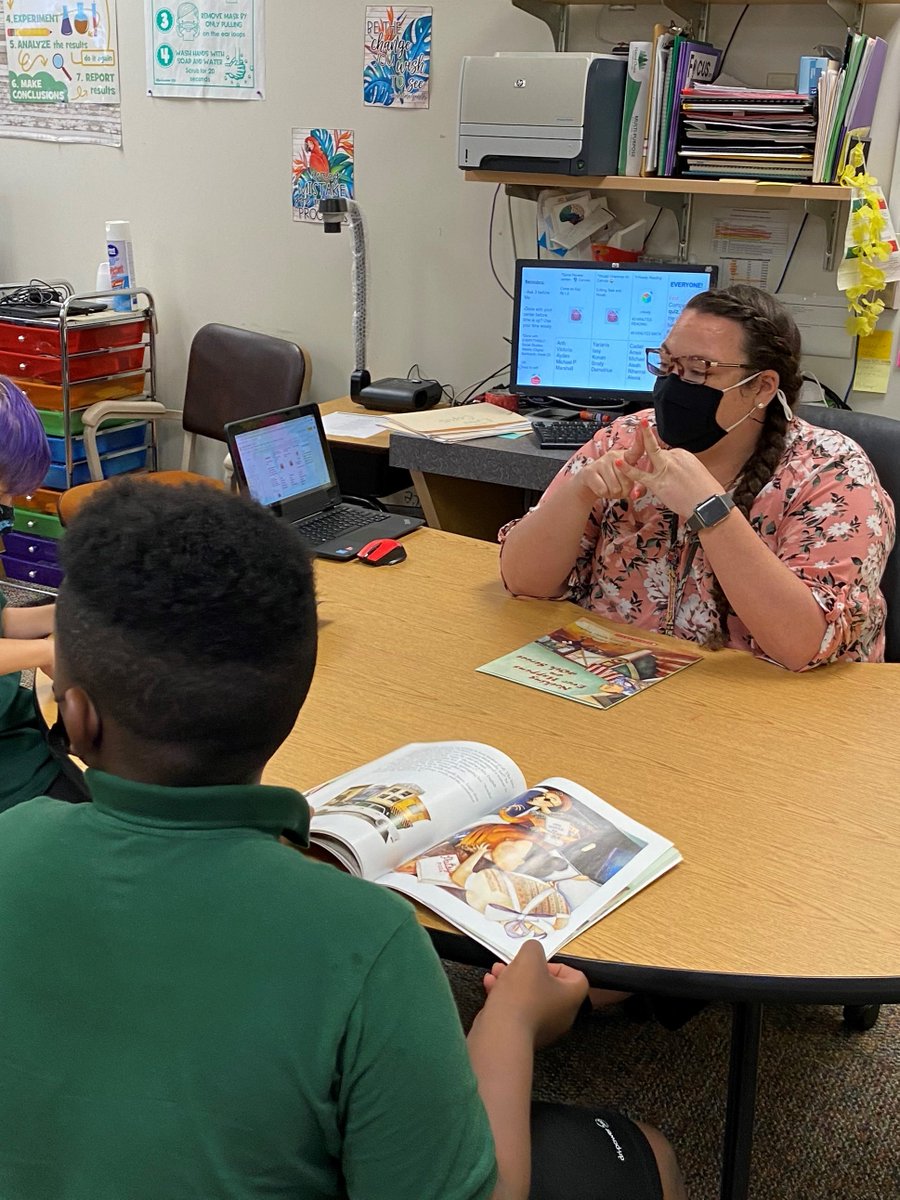 JamesRusso_OCPS's tweet photo. WOW!  Thank you to Principal Wieckowski and Ms. Goulbourne for sharing the hard work of the @KillarneyE_OCPS staff in setting up and utilizing their new K-5 bookroom. Literacy is clearly a priority throughout your building.  @CDLocps #ImpactCDL @DrRahim_Jones https://t.co/ayDgOqT035