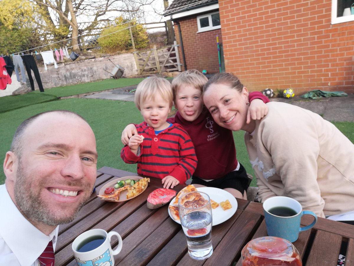BrightLeadChris's tweet photo. I usually go for a run before I meet @naomi7444 & the @Purposeful_Ed lot for our Purposeful Coaching call.
Tonight, homemade pizza in the garden was a better option!
It's our last session of the programme this evening! 😢
#purposefuleducators #leadership https://t.co/dR5fB9nWUj