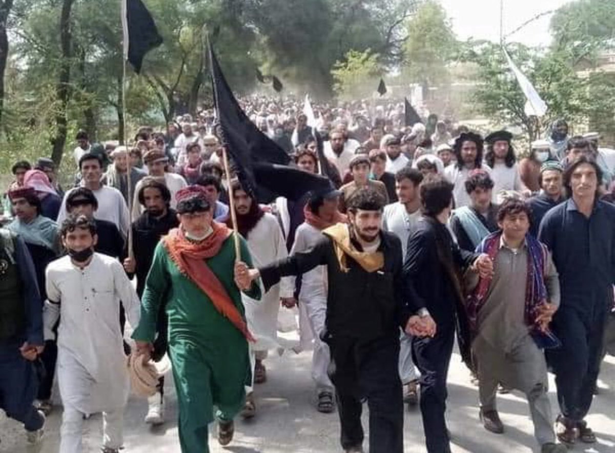 Pashtoon Lashker marching to Islamabad to protest ex judicial murder of 4 Pashtoon by Punjabi Army.
PTM has to decide their directions. Punjabi Army keeps killing them & branding them global terrorists. Pastuns are victims, not terrorists.
#PashtunLongMarch 
 #PashtunGenocide