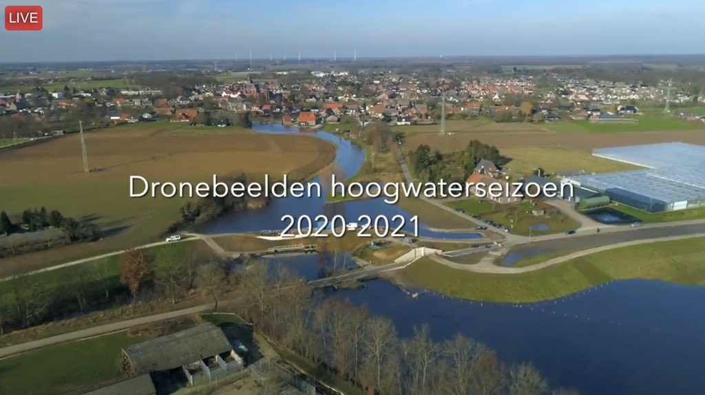 JeroenHaan1's tweet photo. Even #GlurenBijDeBuren, ofwel leren van @WLomgeving hoe zij met hun #WaterBeheerProgramma ‘Limburgs water in een veranderend klimaat’ omgaan, via online talkshow te volgen. Samen met partners besproken over #droogte, #hoogwaterbescherming, #RuimtelijkeOntwikkeling en meer. https://t.co/MZj5iGyaUO
