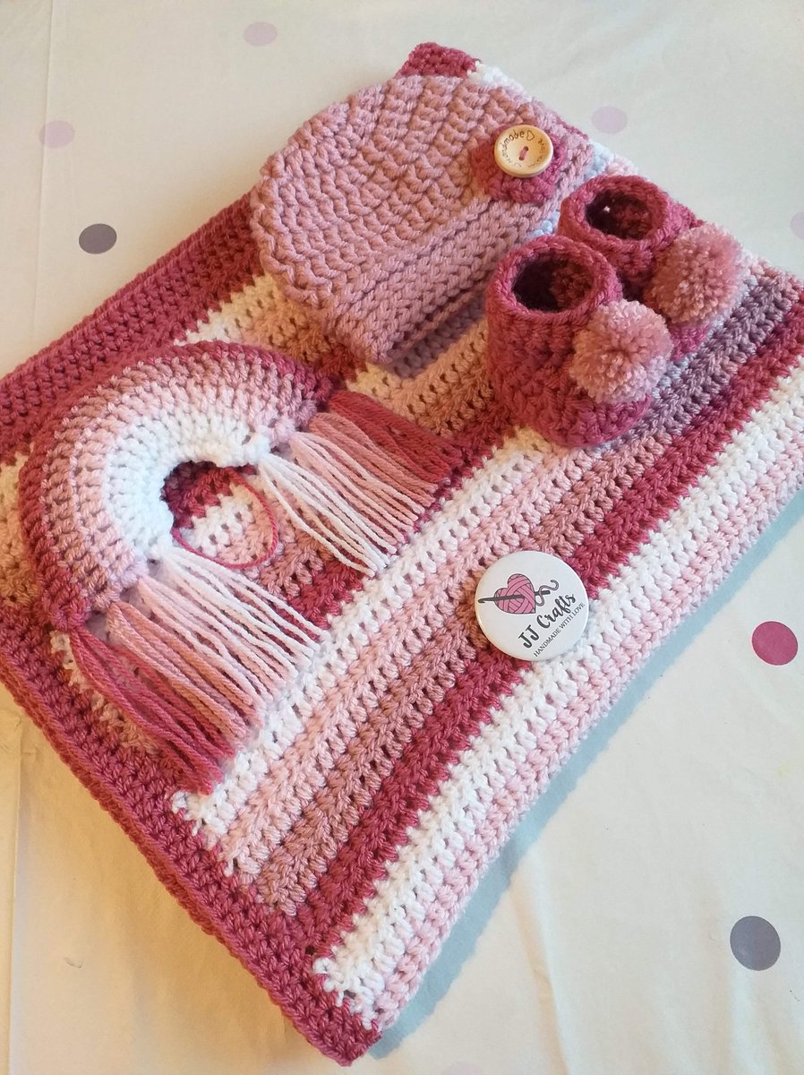 JcraftsJ's tweet photo. #crochet #baby #handmade #JJcrafts https://t.co/Lc0PTnLlIb