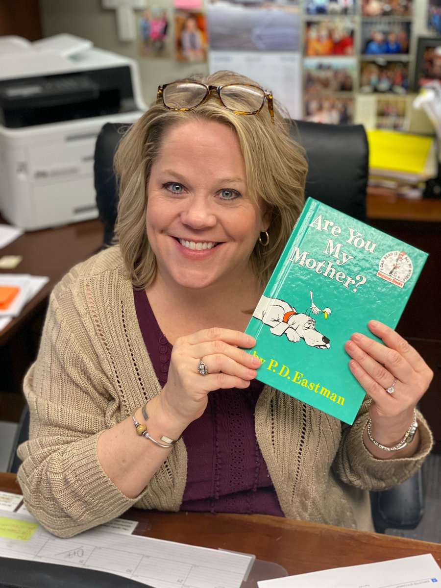 Coopersteelusa's tweet photo. As March and National reading month come to an end, some members of our Cooper team enjoyed taking some time to read virtually to the students at Eastside Elementary!

#BuildStrongStandStrong #nationalreadingmonth📚 https://t.co/UdCNz8bueI