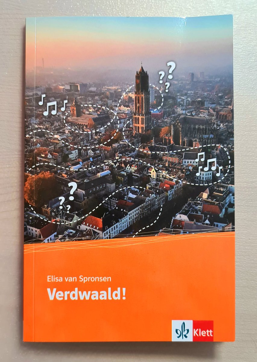 stefan2100's tweet photo. Elisa van Spronsen hat dieses tolle Büchlein geschrieben, und @DorisDNL und ich durften helfen. Eine Geschichte in und über Utrecht für Niederländischlernende auf Niveau A1. Ab sofort erhältlich. @KlettSprachen https://t.co/uJWaDbqssV