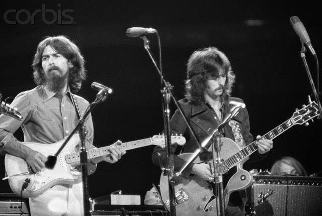 heydaybooks's tweet photo. Happy Birthday #EricClapton!
"Eric Clapton picked up the wrong guitar for 'As My Guitar Gently Weeps,' but his solo was brilliant. Concert For Bangladesh 1971." @JonathanTaplin
For insider stories like this one, preorder Taplin's book, #TheMagicYears https://t.co/EpgxGdpg7Q https://t.co/HRYwBBgKpT