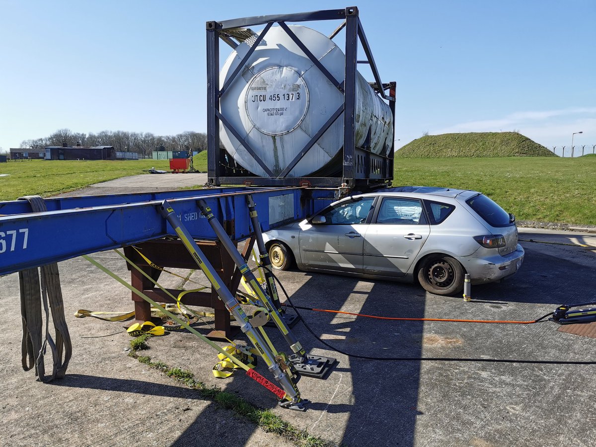 SFRSTraining's tweet image. The last two days has seen some instructors getting input from @Paratech_Inc on some of the new kit procured for our new Enhanced Rescue Tenders (ERT).
#alwayslearning #paratech #vimpex #heavyrescue