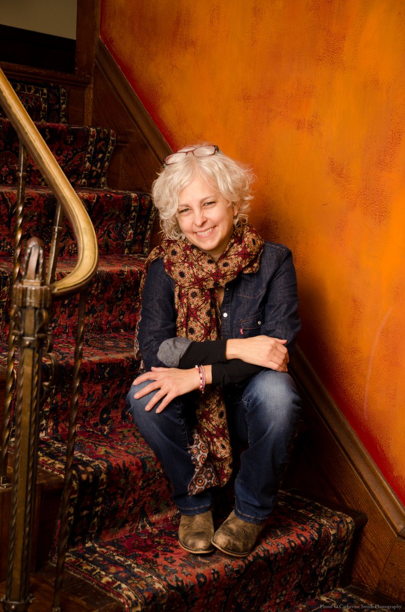 Candlewick's tweet photo. AWARD NEWS! Kate DiCamillo has won the E.B. White Award for achievement in children’s literature! https://t.co/t2vXHQFDKf https://t.co/WmCulj8ssm