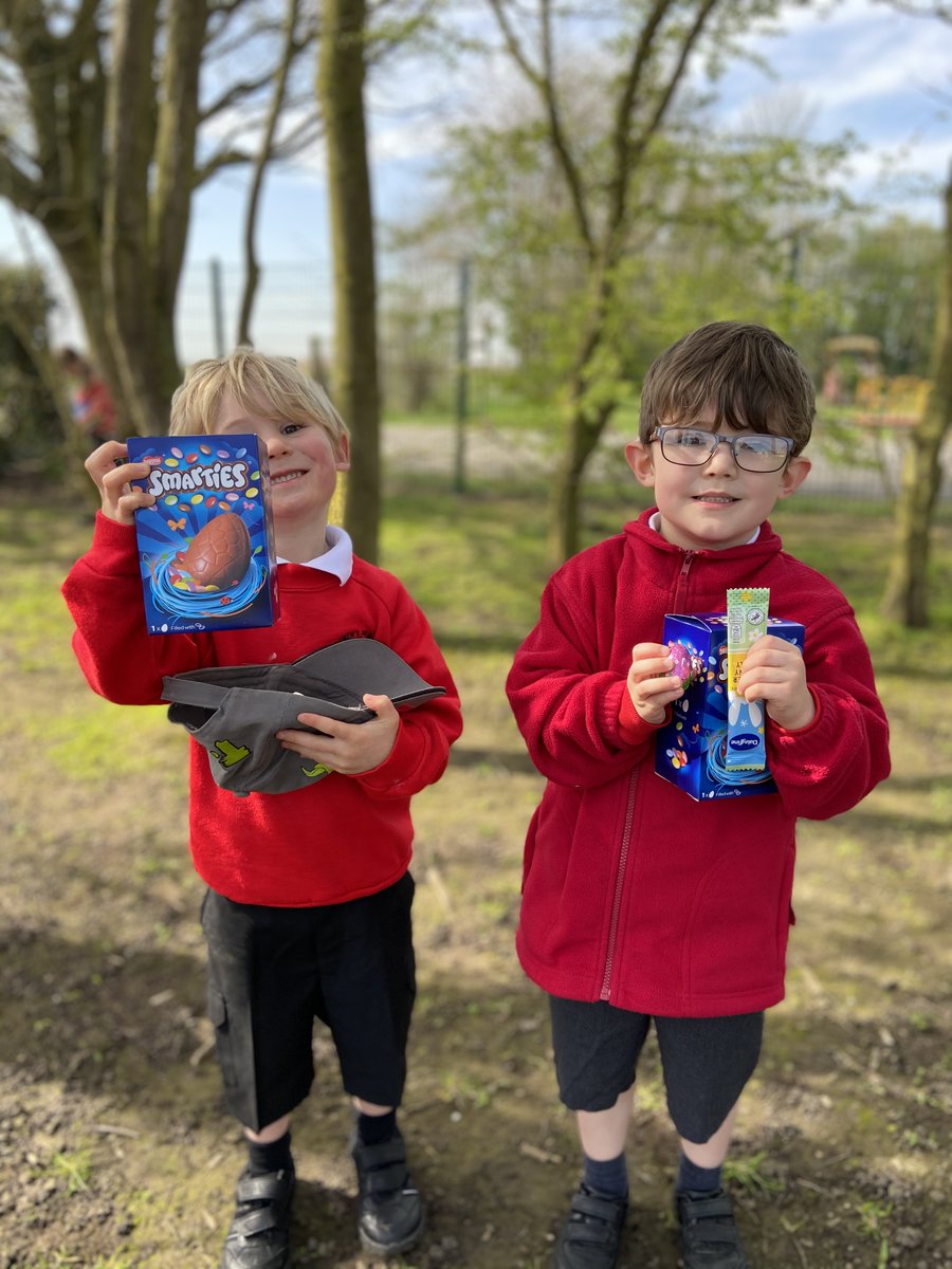 AppleStBarts's tweet photo. Apple Class Easter egg hunt ..... part 2! 🐣 https://t.co/IqOEUGxYBb