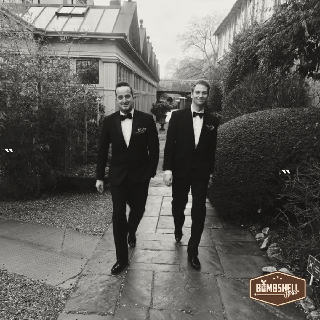 Strolling into a four-day weekend, filled with sunshine, relaxation and lots of chocolate! 🍫

Have a great weekend everyone! 🇬🇧

#bombshellbeaus #MaleTrio #1940s #vintagetrio #military #swingmusic #EasterWeekend #Easter #GoodFriday