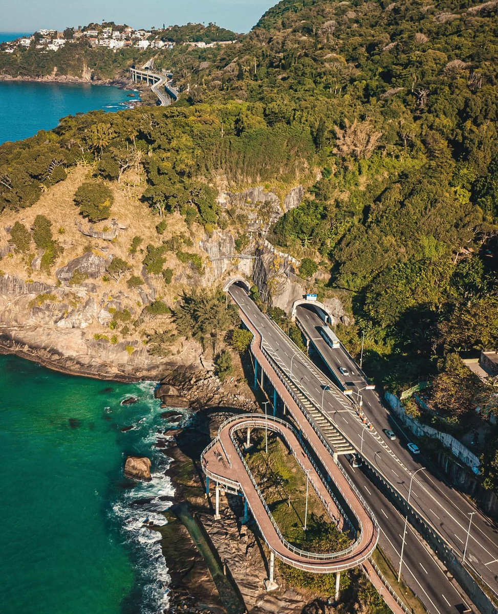 entirepiics's tweet photo. Rio de janeiro, Brasil https://t.co/Vhu0LQxZ2H