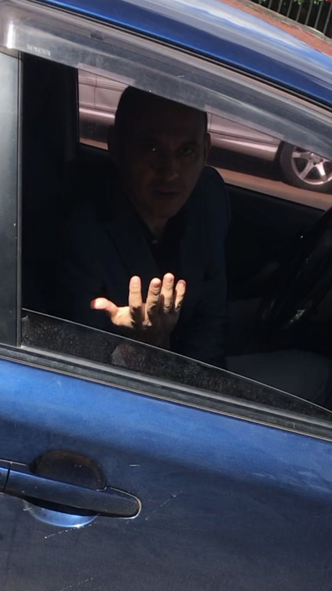 Ayebenegas_'s tweet photo. Harta de no poder caminar TRANQUILA por la calle, a dos cuadras de mi casa, después de decirle que NO reiteradas veces, estaciona su auto y seguia insistiendo en llevarme a mi casa. #NOesNO https://t.co/zrI9kv4FwI