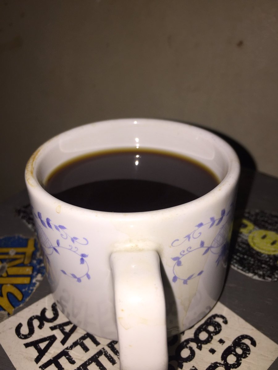 masterpoint_'s tweet photo. Kopi itu baik buat kesehatan yang baik, juga bisa berakibat buruk buat kesehatan yang buruk  @rejanjing https://t.co/GGKjuCtpC6