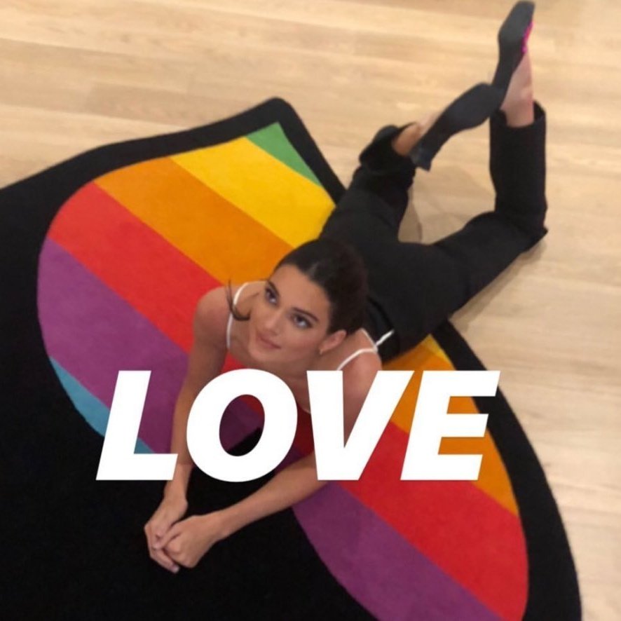 nixisboring's tweet photo. hi Kendall your Brazilian fans got together and went up to TAG #ProjectKendall For you to know that we are with you , We love you and send you good energy , Get well soon my love 🤍 https://t.co/gqzmNjsGUC
