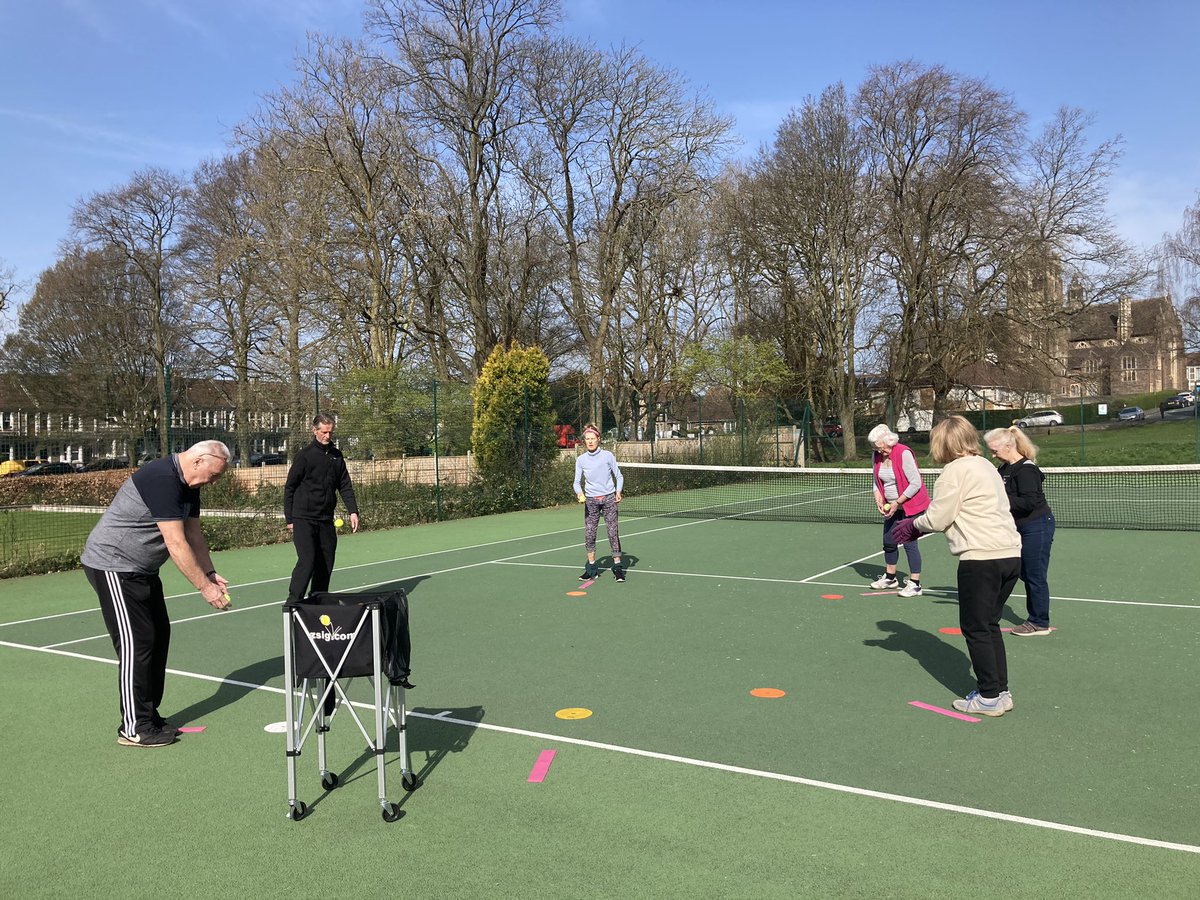 Great restart to our #WalkingTennis <a href="/wesportap/">WesportAP</a> <a href="/BRSParksTennis/">Bristol Parks Tennis (BPT)</a> brushing up on the balance exercises and basic ball skills #PlayYourWay <a href="/AvonTennisUK/">Avon Tennis UK</a> 🎾