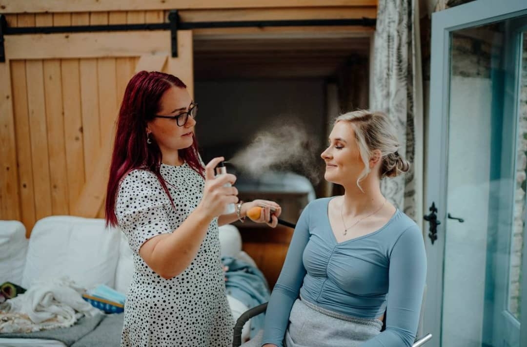 MyTrueNorth_ie's tweet photo. Bridal wedding preparations 👰🏼‍♀️

#mytruenorth #lovestorys #wedding #tipperary #photo #storytellers #sonyalpha #photography #pallom #weddingphotography #weddingideas https://t.co/B724Y21gO6