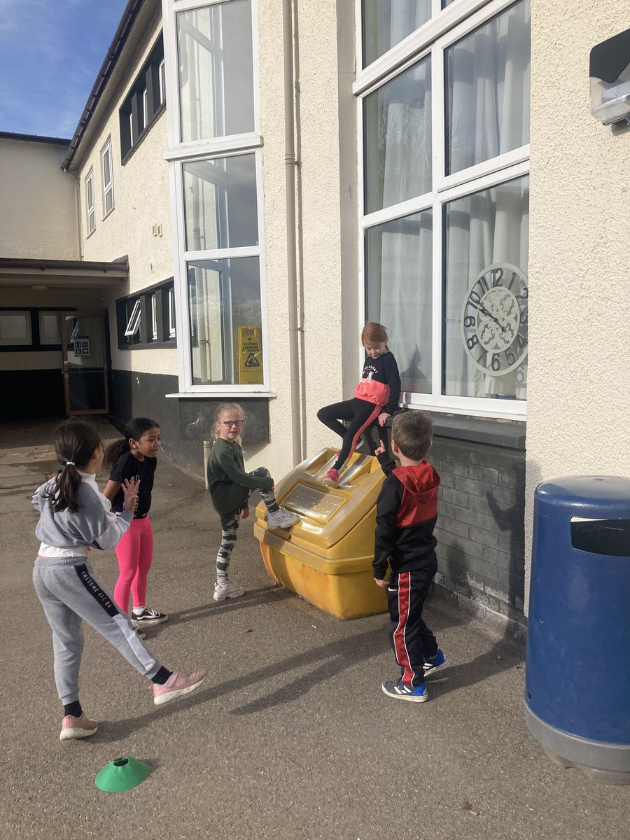 Miss Scott and P1/2 tweet media