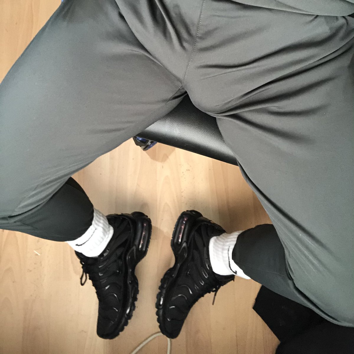 Rubber4Punk's tweet photo. New Tn’s. Can’t wait to rubber up in them. #gaychav #gayscally #gaytrackies #niketn #kiffeur #trackiesfetish #trainersfetish #gaykink #rubberchav #chavdrone https://t.co/G0x0Zui7Oh