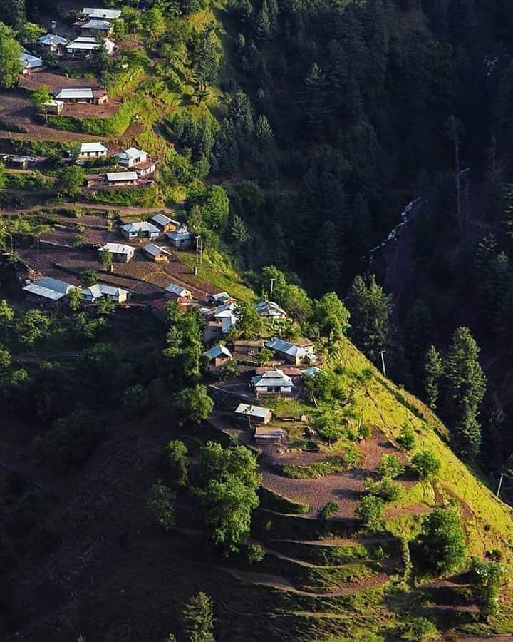 AsimYuu's tweet photo. Awesome and beautiful morning at Ghanool, Kaghan Valley ♥️Pakistan.
#KaghanValley
#Ghanool https://t.co/gWCatzBFc0