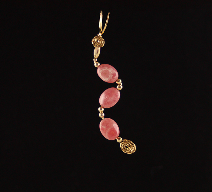 PandaWearGems's tweet photo. #blogger #endasianhate #blacklivesmatter #artist #artistsoninstagram #handmade #wirewrappedjewelry #gemstones #rhodochrosite #lapidary Blog up hello Spring &amp; end of Women’s History Month. We must speak up and end White Supremacy!

https://t.co/s0pTa9bstC https://t.co/VdZUgeeGIe