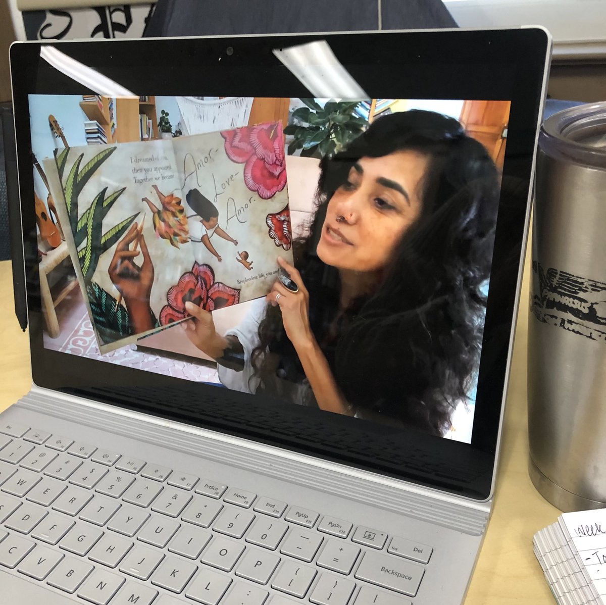 LindsKimery's tweet image. What a wonderful way to start the day! Thank you @yuyimorales and @NowatNPL! So happy to celebrate DREAMERS, the 2020 Nashville Reads book! 🦋💜📚 #nashreads #mnpslibhack #citywideread @MNPSLibraries