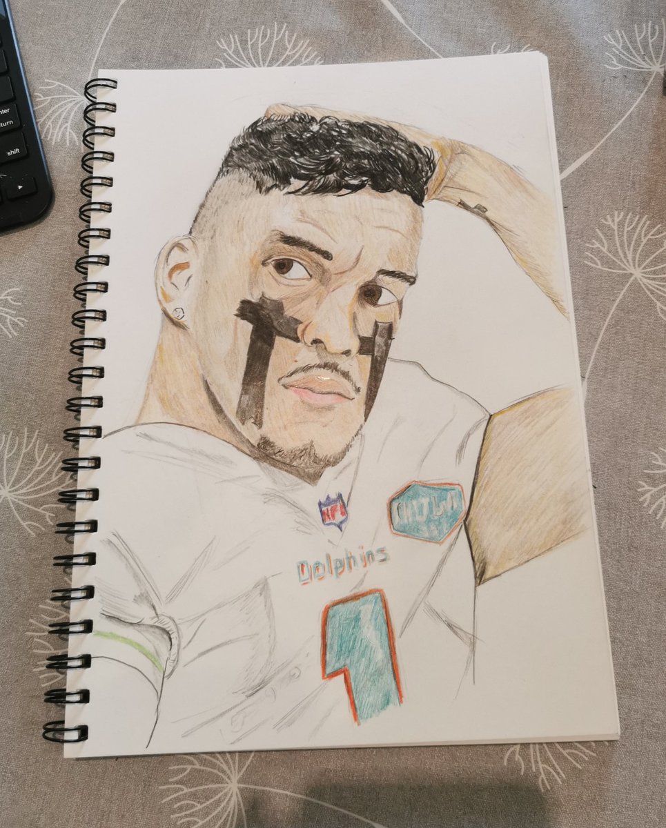 stuie17's tweet photo. 2nd outing for the pencils today - this time with an NFL flavour #FinsUp #needsmorepractice https://t.co/rgSj4CcZ5w